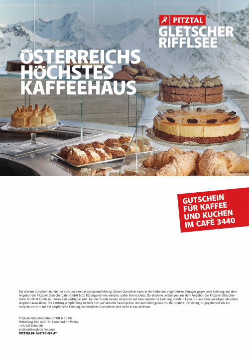 Kaffee und Kuchen im Café 3440